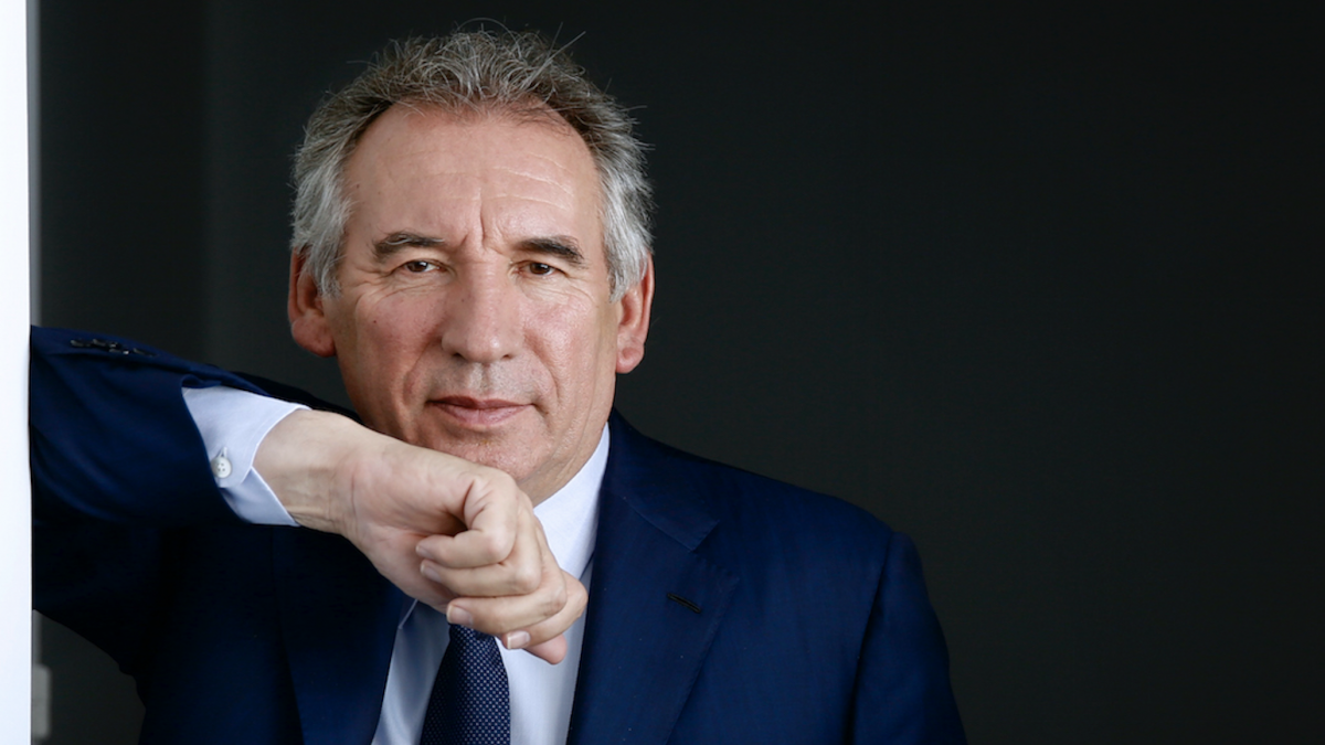 François Bayrou UNE